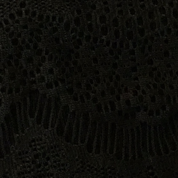 Gothic tarantula turtleneck top - Picture 3 of 4